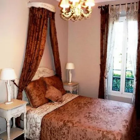Charming 2 Bedroom In Walking Distance To Beaches Croisette And The Palais 678 * Cannes