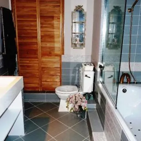 Charming 2 Bedroom In Walking Distance To Beaches Croisette And The Palais 678 كان